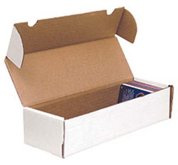 Trading Card BOX Holds 660 Cards -W
